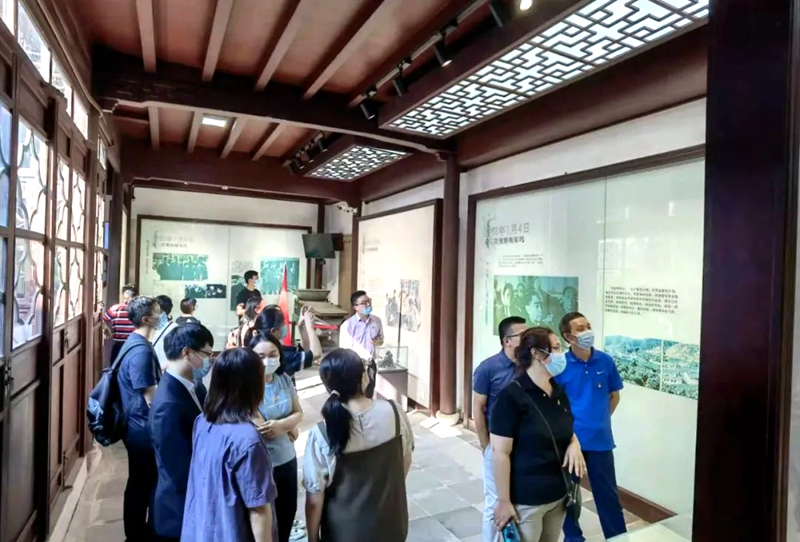 華都股份第二黨支部、浙經所黨支部聯合開展黨建共建活動